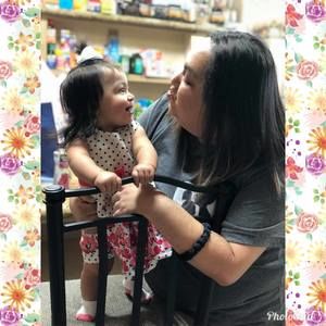 Meet your Posher, Crystal